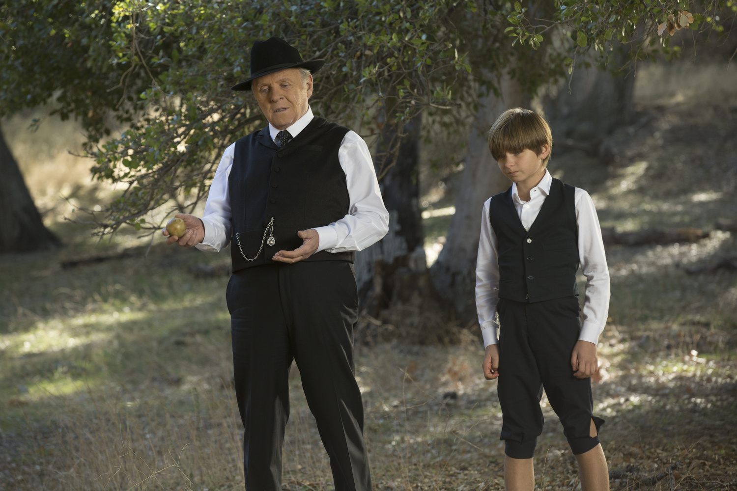 anthony-hopkins-as-dr-robert-ford-and-oliver-bell-as-little-boy-credit-john-p-johnson-hbo